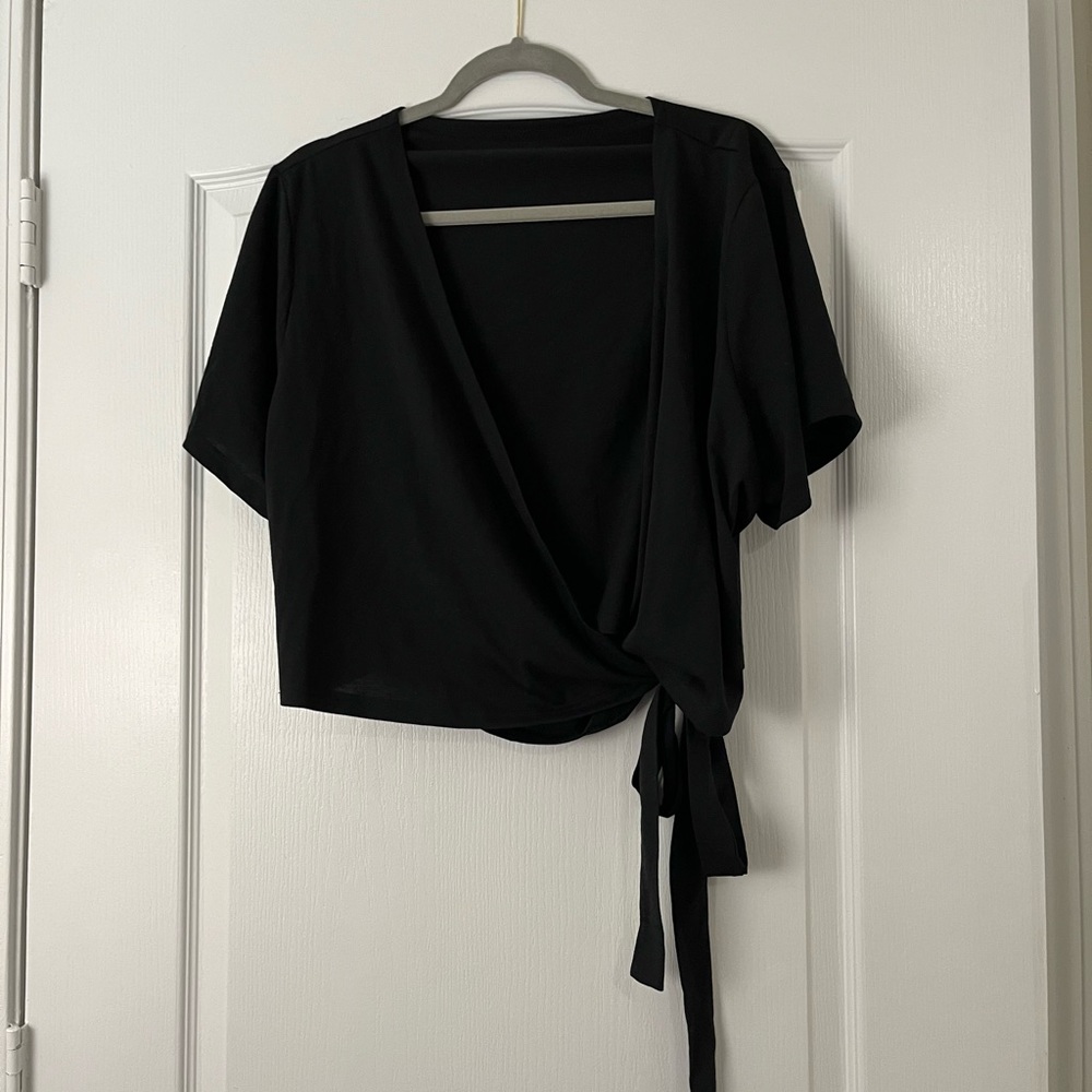 Women's Cropped Top with Wrap Around Tie on Side NWOT